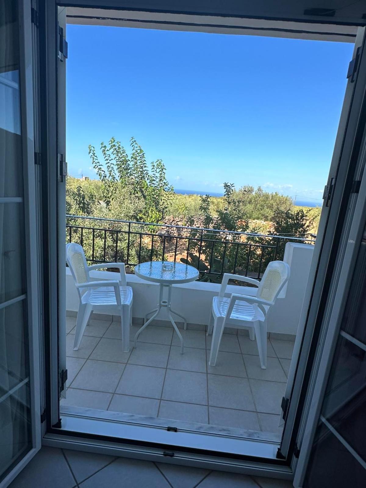 Апартаменты Casa Blanca II Pyrgos Dirou Экстерьер фото